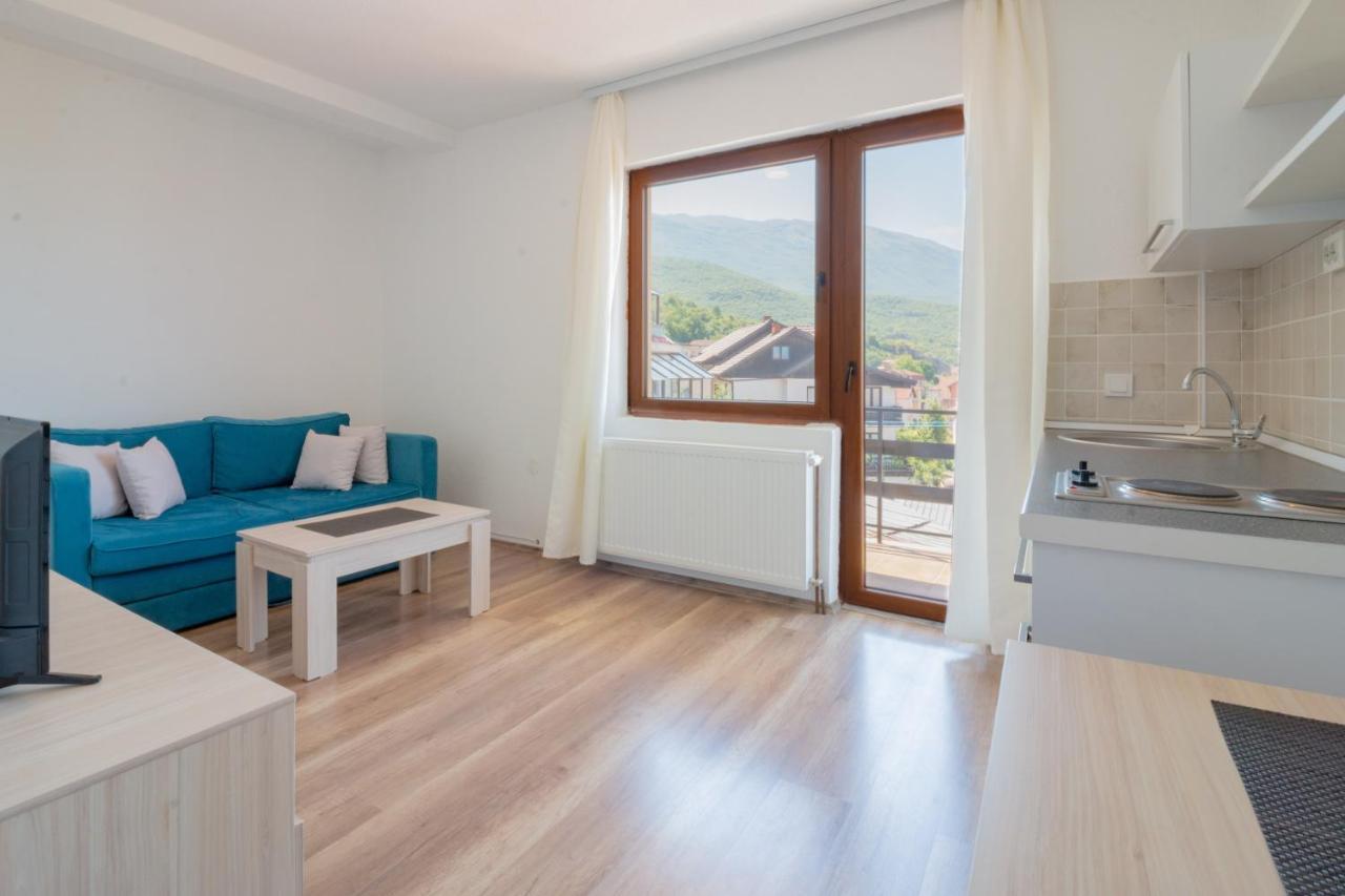Et Larum Peštani Exterior foto